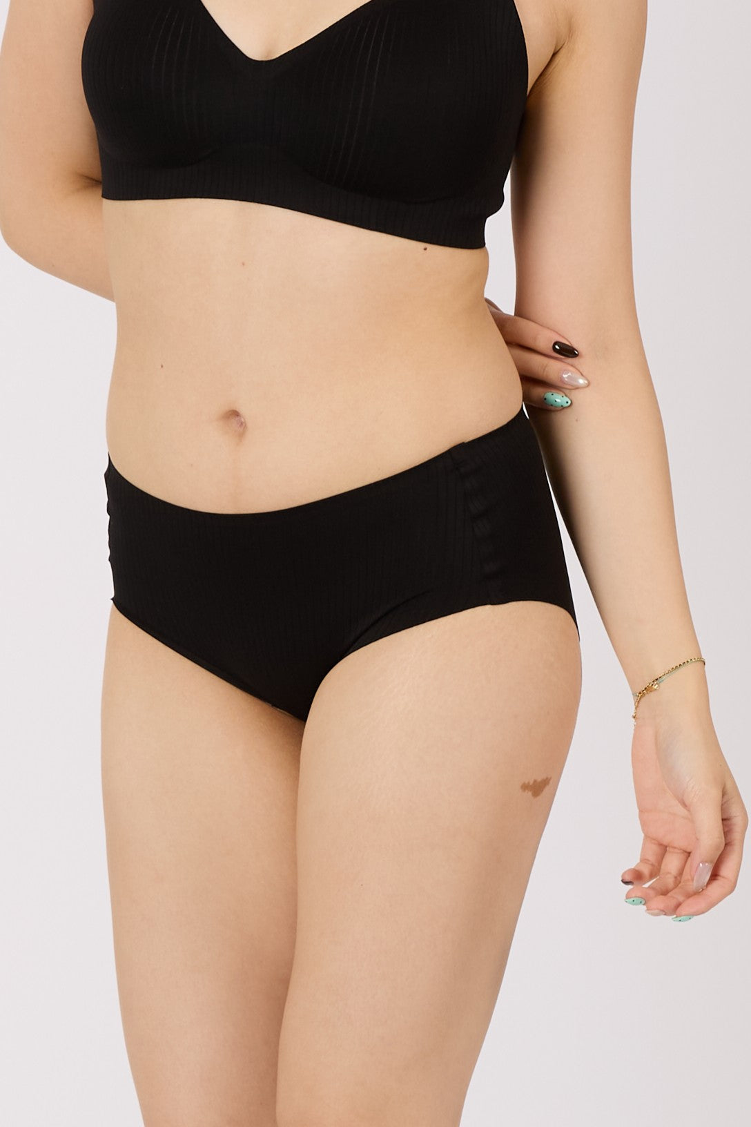 Seamless Hiphugger Panty