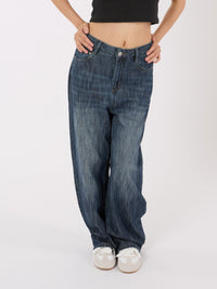 Barrel Leg Jeans