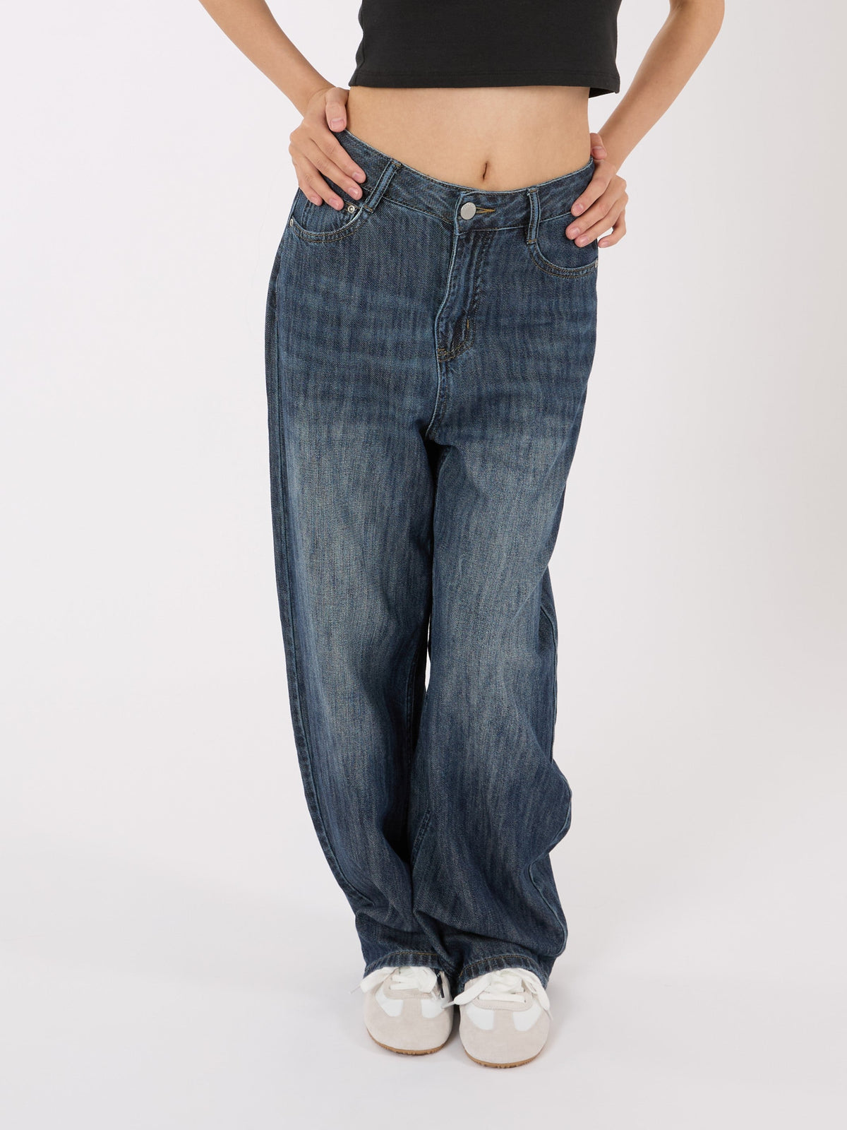 Barrel Leg Jeans
