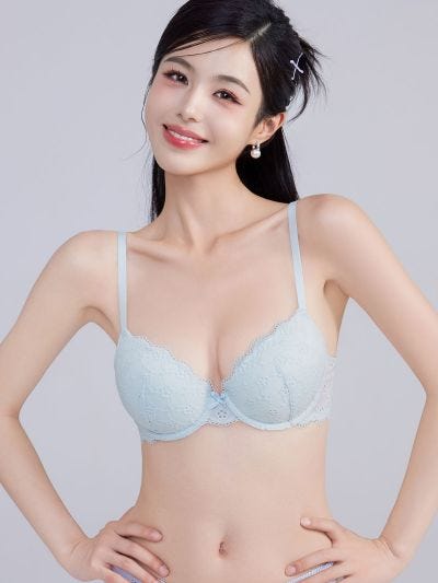 Triumph Body Make Up Illusion Lace Wired Push Up Deep V Bra Forest Fro – OG  Singapore